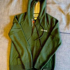 Levi’s sweater
